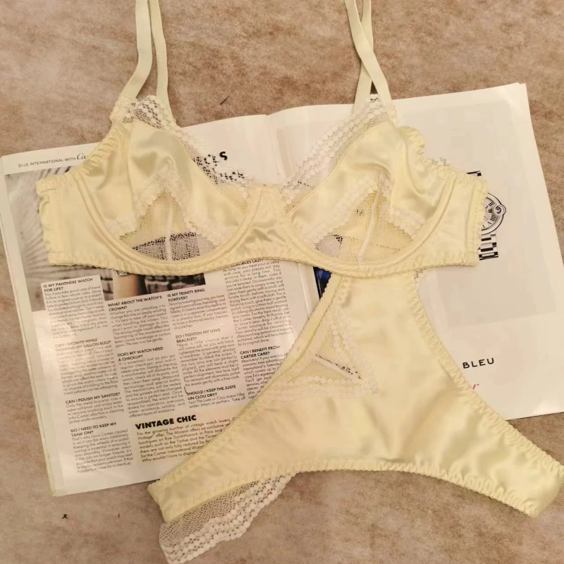 ชุดชั้นในลูกไม้ฝรั่งเศสแบบมีโค - Underwire Bra Padded บทวิจารณ์และราคา